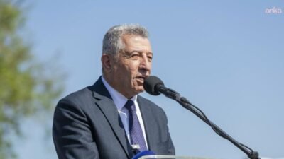 İzmir Güzelbahçe Belediye Başkanı Mustafa Günay, eşi Nermin Günay ve