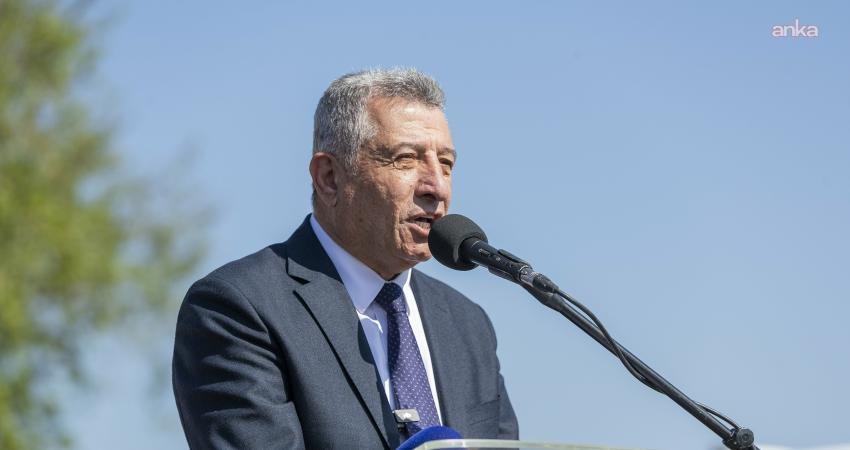 İzmir Güzelbahçe Belediye Başkanı Mustafa Günay gözaltına alındı İzmir Güzelbahçe Belediye Başkanı Mustafa Günay, eşi Nermin Günay ve
