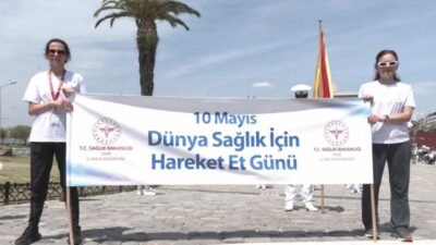 Dünya Sağlık İçin Hareket Et Günü kapsamında İzmir’de düzenlenen farkındalık