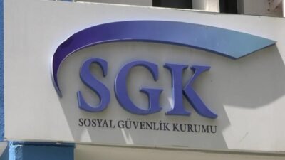 Devrimci Emekliler Sendikası, emeklilerin geçim sorunlarına ilişkin SGK İzmir İl