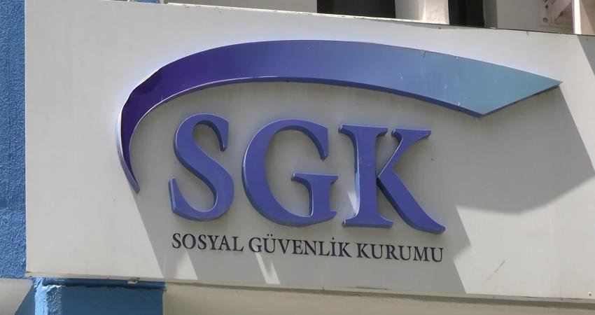 Devrimci Emekliler Sendikası, emeklilerin geçim sorunlarına ilişkin SGK İzmir İl