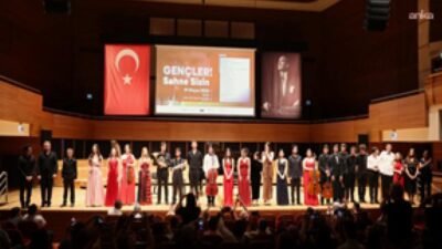 İzmir Büyükşehir Belediyesi'ne bağlı Ahmed Adnan Saygun Sanat Merkezi (AASSM),