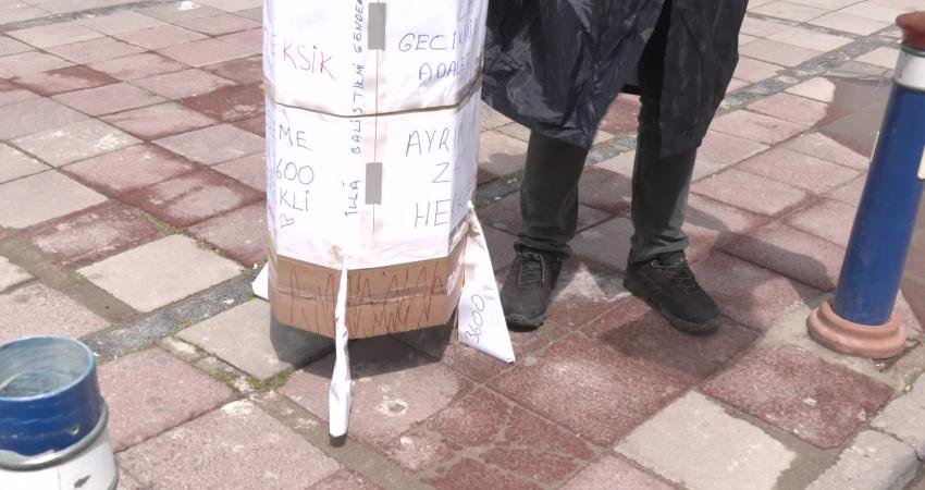 İzmir’de 1 Mayıs Emek ve Dayanışma Günü kapsamında Gündoğdu Meydanı’nda