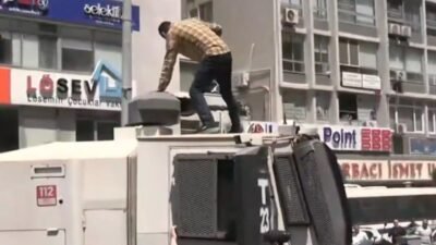 İzmir'de Özgür Özel’in katılımıyla gerçekleştirilen miting öncesinde çıkan olaylarda polis