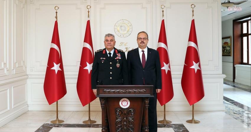 Jandarma Genel Komutanı Orgeneral Ali Çardakçı, göreve başlayan Ankara Valisi
