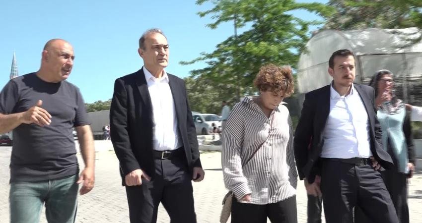 İzmir Büyükşehir Belediyesi, çocukların, kadınların ve mahalle sakinlerinin katıldığı “Gökyüzüne