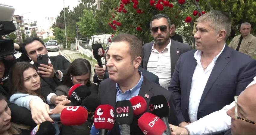 CHP’nin 38’inci Olağan Kurultayı’nın iptal edilmesinin ardından partinin önceki dönem