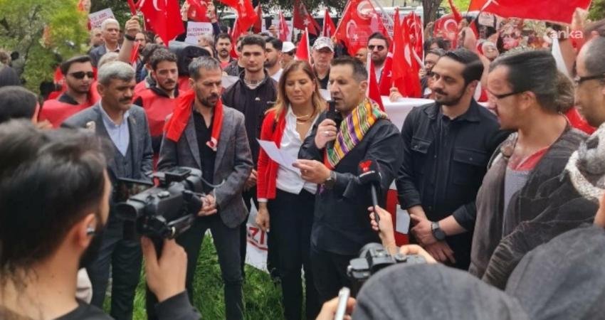 Kızılcagün Platformu’nun çağrısıyla ABD'nin Ankara Büyükelçiliği önünde bir araya gelen