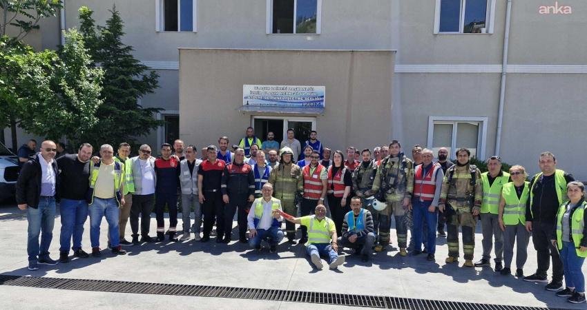 İzmir Büyükşehir Belediyesi, çalışanlarının afet ve acil durumlara hazırlıklı olmasını