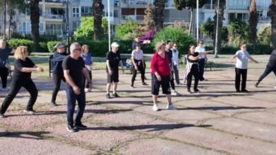 Konak Belediyesi’nin haftada üç gün, kentin 8 ayrı noktasında düzenlediği