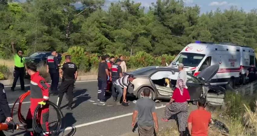 Muğla’nın Köyceğiz ilçesinde meydana gelen trafik kazasında aynı aileden 3