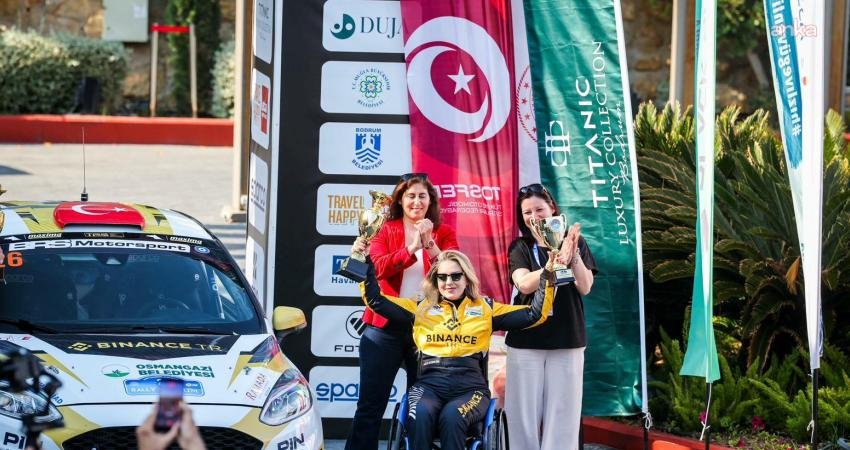 Kübra Denizci Keskin, Osmangazi Belediyesi’nin desteğiyle yarıştığı Türkiye Ralli Şampiyonası’nın