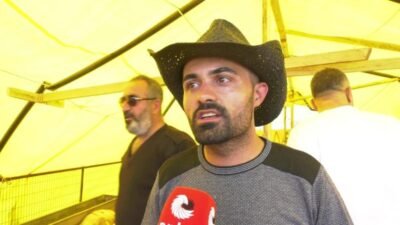 Ankara'daki kurban pazarlarında bayramın ilk gününde yoğunluk sürerken, besiciler artan