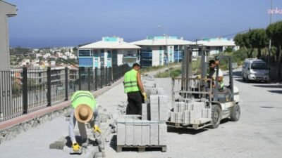 Kuşadası Belediyesi, Değirmendere Mahallesi 3676 Sokak’ta başlattığı 10 bin metrekarelik