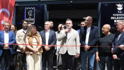 Kuşadası Belediyesi tarafından hayata geçirilen Kent Lokantası düzenlenen törenle hizmete