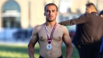 Manavgat Belediyesi Güreş Kulübü sporcusu Müslüm Berat Aslan, Gaziantep’in Nizip