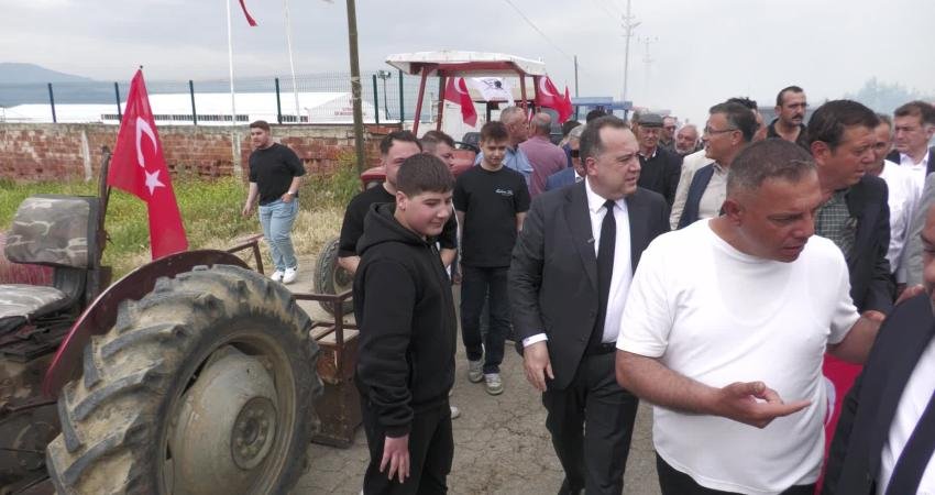 Manisa Büyükşehir Belediyesi'nin yerel tohumların korunması amacıyla başlattığı sebze fidesi