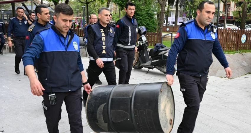 Manisa Büyükşehir Belediyesi, kent merkezinde yaya güvenliğini sağlamak ve görüntü