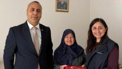 Manisa Büyükşehir Belediyesi, Anneler Günü dolayısıyla şehit ailelerine yönelik özel