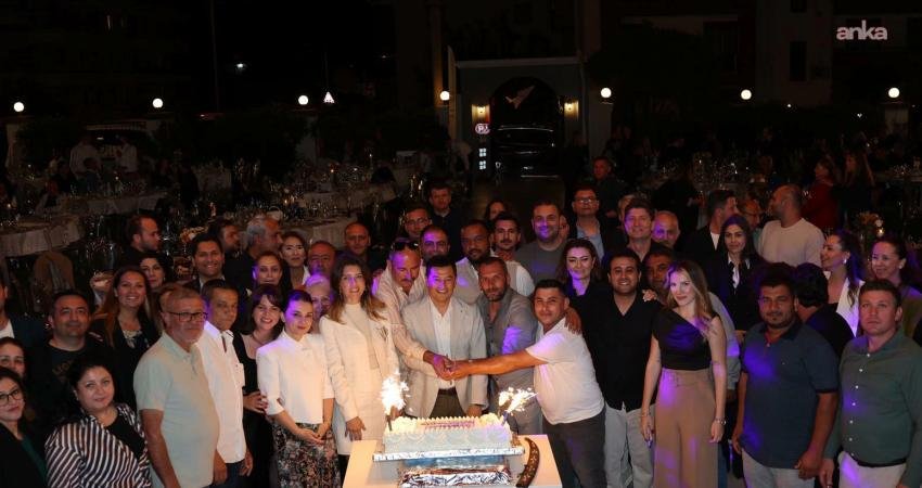 Marmaris Belediyesi personeli, Belediye Başkanı Acar Ünlü ev sahipliğinde düzenlenen