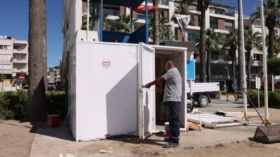 Marmaris Belediyesi ekipleri, ücretsiz halk plajlarını turizm sezonuna hazırlıyor. Hazırlıklar kapsamında