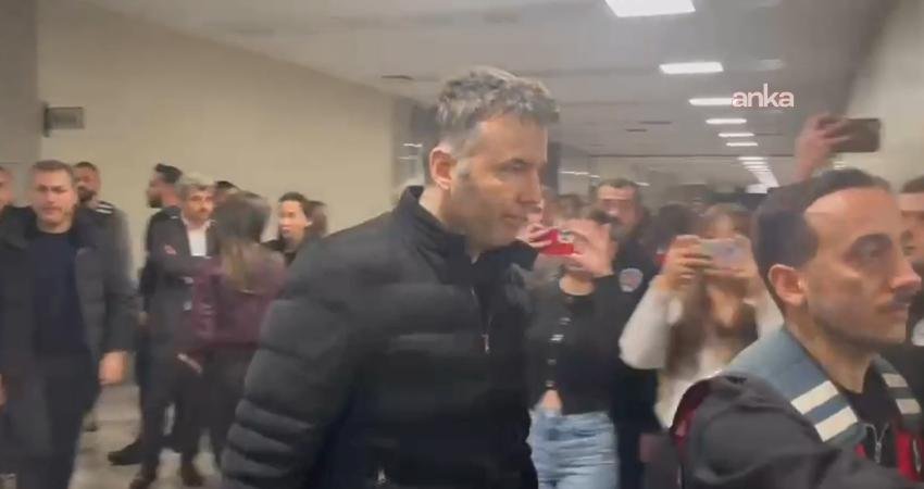 Eski Habertürk Genel Yayın Yönetmeni Mehmet Akif Ersoy ve futbolcu