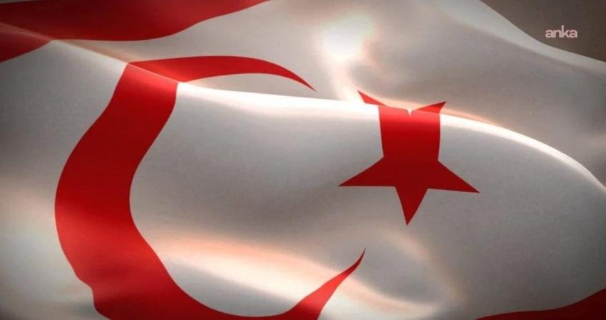 KKTC Resmi Gazetesi'nde yayımlanan Bakanlar Kurulu kararlarıyla, eski AK Parti