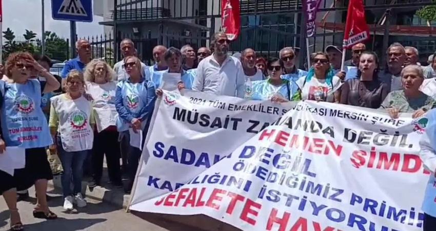 2021 Tüm Emekliler Sendikası üyeleri, "memur emeklilerine de seyyanen zam