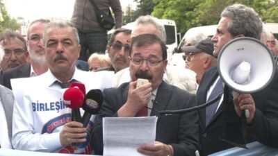 Emekliler, 2023 yılında memurlara verilen seyyanen zammın memur emeklilerine yansıtılmamasına
