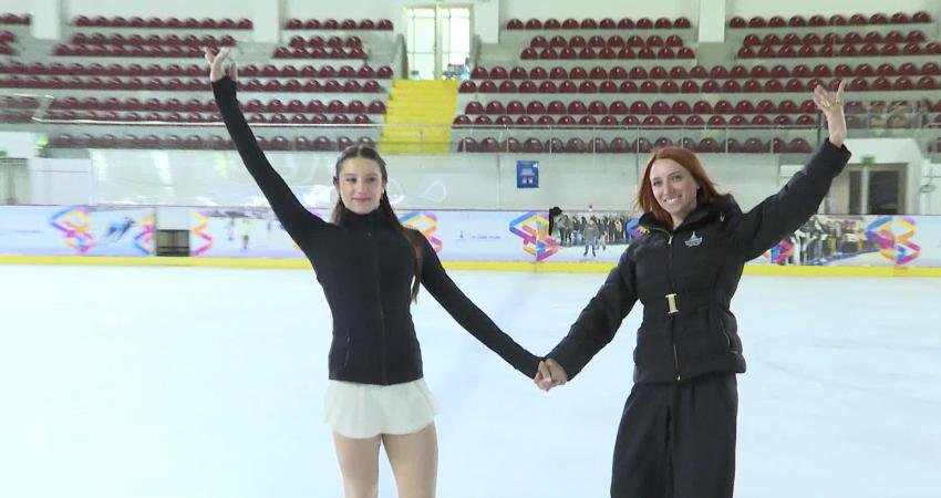İzmir Büyükşehir Belediyesi’nin milli buz pateni sporcusu Doğa Güner, sadece