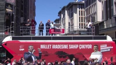 CHP'nin Rize'de düzenlediği "Millet İradesine Sahip Çıkıyor" mitinginde konuşan Muharrem