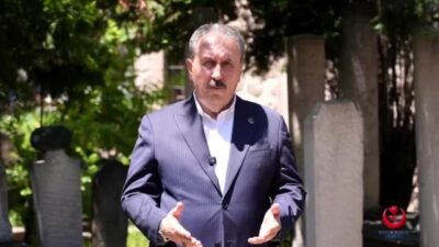BBP Genel Başkanı Mustafa Destici, Kurban Bayramı dolayısıyla yayımladığı mesajda,