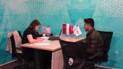 Osmangazi Belediyesi, her hafta düzenli olarak gerçekleştirdiği istihdam buluşmalarıyla iş