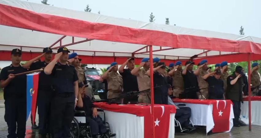 Osmaniye İl Jandarma Komutanlığı'nda Engelliler Haftası kapsamında "Temsili Askerlik Uygulaması"