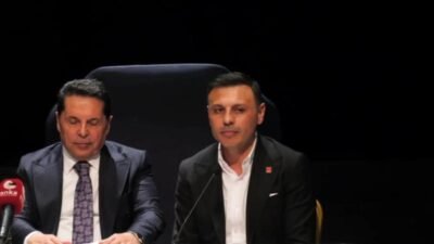  “Yerel Yönetimlerin Geleceği’ toplantısında konuşan CHP İstanbul İl Başkanı Özgür