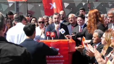 CHP İstanbul İl Başkanı Özgür Çelik, bayram programında, “Hedef alınan