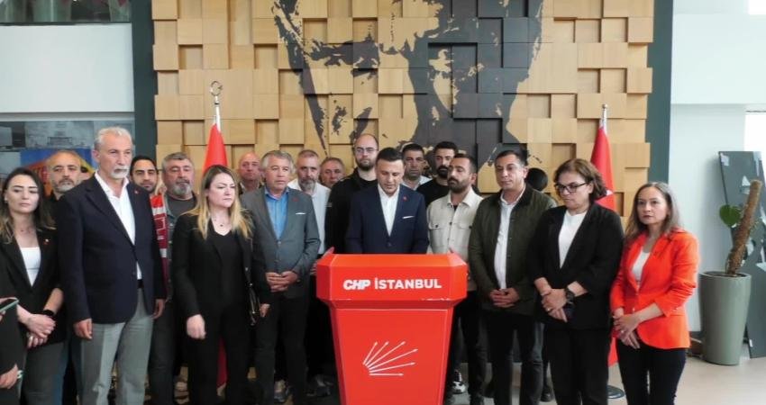 Özgür Çelik’ten Kurultay soruşturması gözaltılarına tepki: Türkiye’de demokrasiye karşı monarşi hayalleri kuranlar vardır, izin vermeyeceğiz CHP İstanbul İl Başkanı Özgür Çelik, iptal edilen kurultayla ilgili