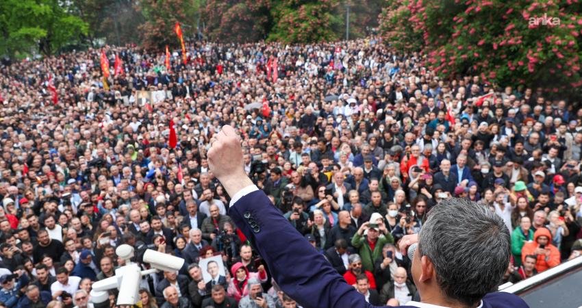 Özgür Özel, 30 Mayıs Cumartesi günü Ankara’da vatandaşlarla bayramlaşacak Özgür Özel, 30 Mayıs Cumartesi günü, Ankara’da partisinin il başkanlığı
