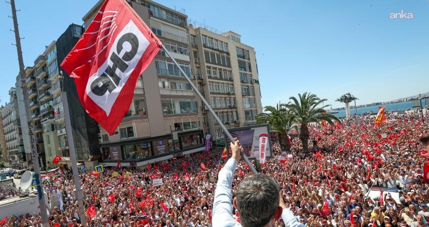 Özgür Özel, “Resmen bizi partiden ayrılmaya zorlayan bir tutum var.