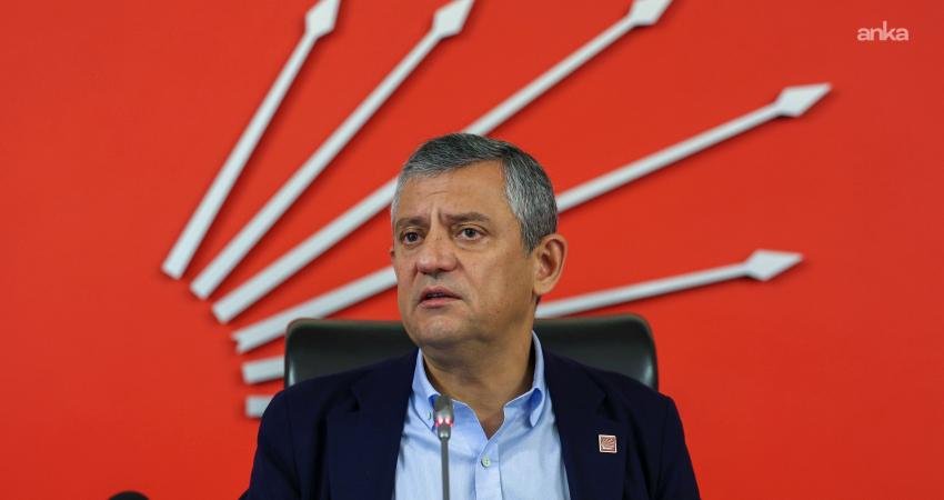 Özgür Özel, Silivri’de 19 kişiyi ziyaret etti Özgür Özel, Silivri’deki Marmara Kapalı Cezaevi’nde İBB Başkanı Ekrem İmamoğlu