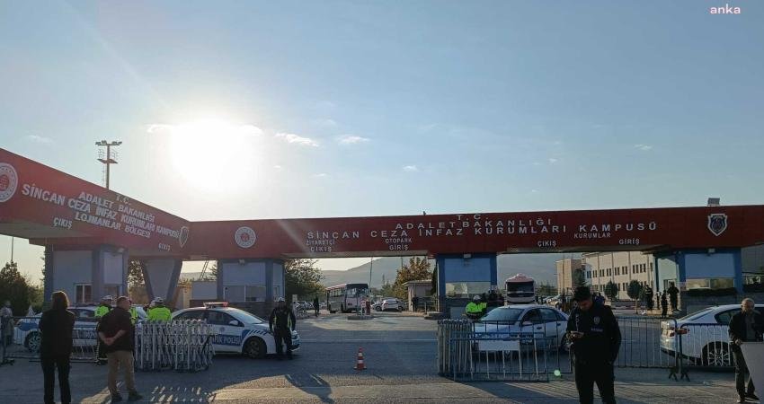 Sahte e-imza davasında karar: 257 sanığa hapis cezası Bazı kamu kurumlarındaki yöneticilere ait elektronik imzaların taklit edilerek sahte