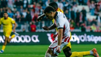Trendyol Süper Lig’in 34. haftasında Samsunspor, sahasında Göztepe’yi 3-0 mağlup