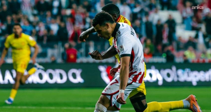Trendyol Süper Lig’in 34. haftasında Samsunspor, sahasında Göztepe’yi 3-0 mağlup