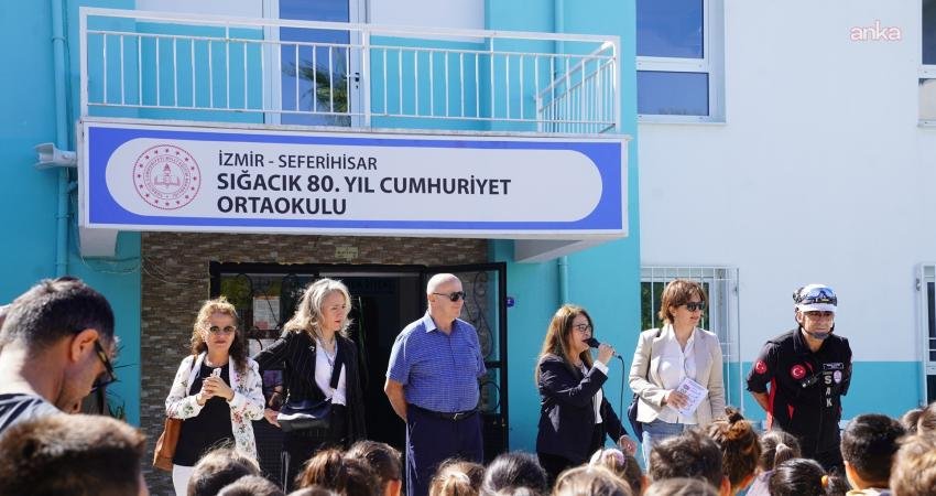 Seferihisar’a UNESCO’dan “Tsunamiye Dayanıklı Kent” sertifikası Seferihisar’da öğrencilerin afet bilincini artırmak amacıyla düzenlenen deprem ve tsunami