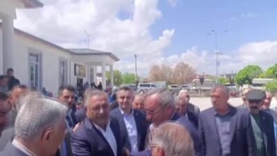 CHP Genel Başkan Yardımcısı Sezgin Tanrıkulu, çeşitli temaslarda bulunmak üzere