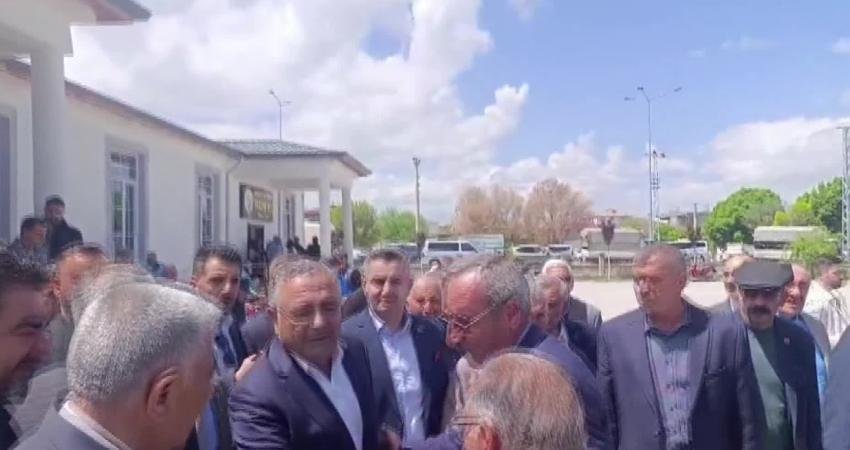 CHP Genel Başkan Yardımcısı Sezgin Tanrıkulu, çeşitli temaslarda bulunmak üzere