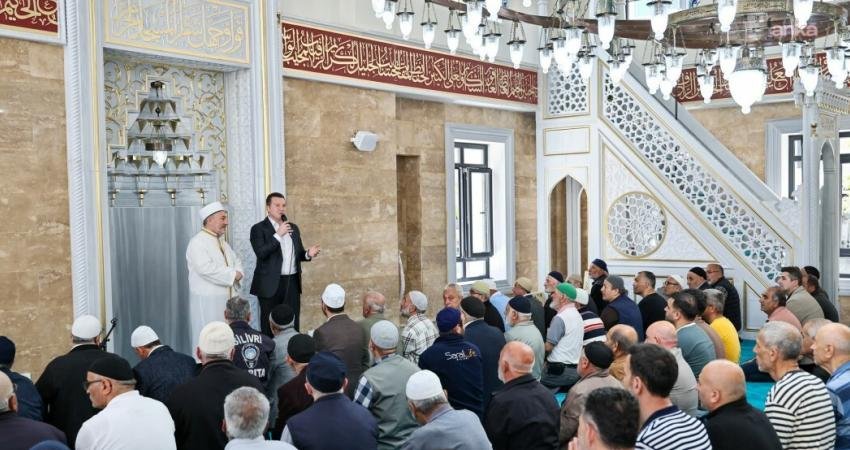 Silivri Belediye Bora Balcıoğlu, hayırsever bağışçı Turan Erden ve ailesinin