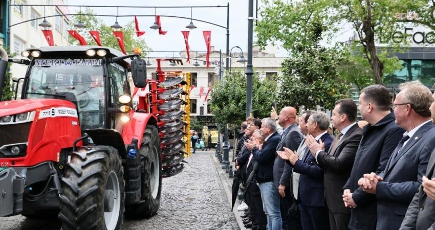 Silivri Belediye Başkanı Bora Balcıoğlu, 14 Mayıs Dünya Çiftçiler Günü