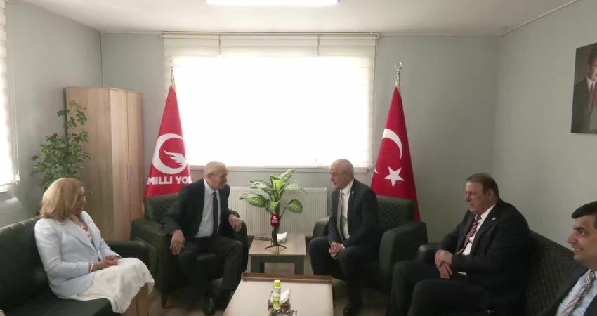 CHP Genel Merkezi heyeti, bayramlaşma programı kapsamında Milli Yol Partisi