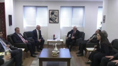 CHP Genel Merkezi heyeti, bayramlaşma programı kapsamında Vatan Partisi, Yeniden